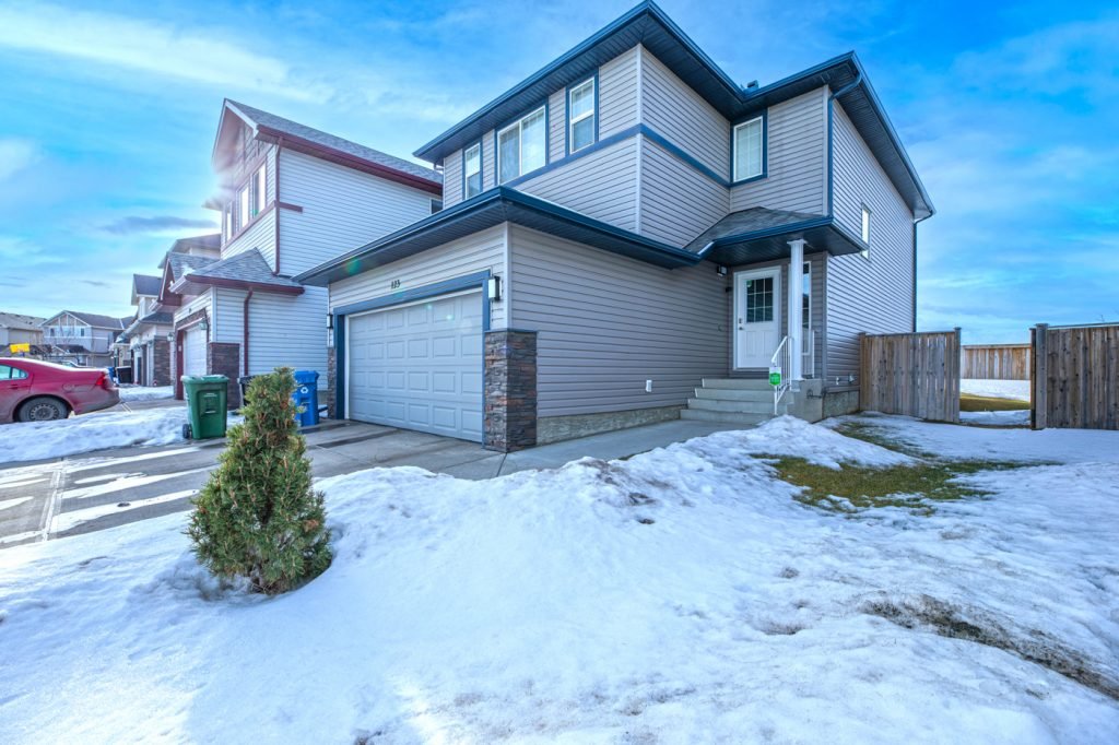 123 Everwoods Park SW