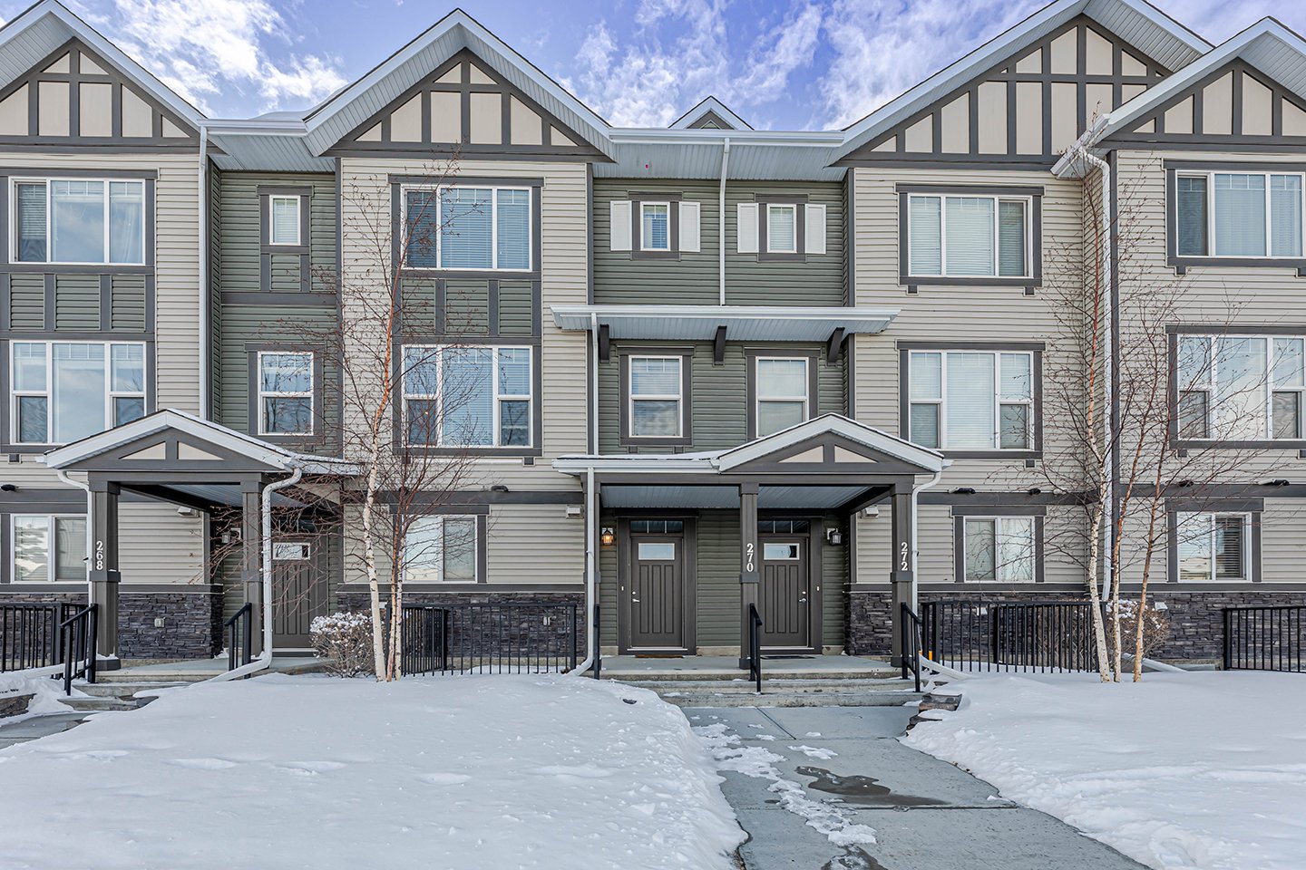 119 Royal Birch Villas NW
