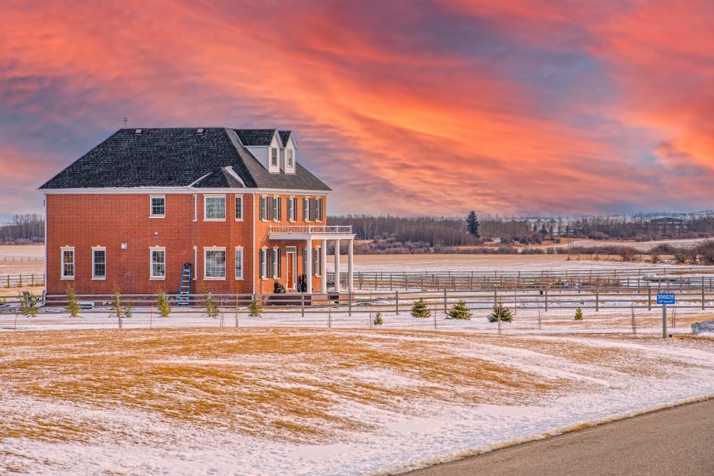 306036 43 Street W De Winton